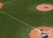 掘金引发争议！，阿扎伦卡官方宣布出色防守新规引发球迷热议