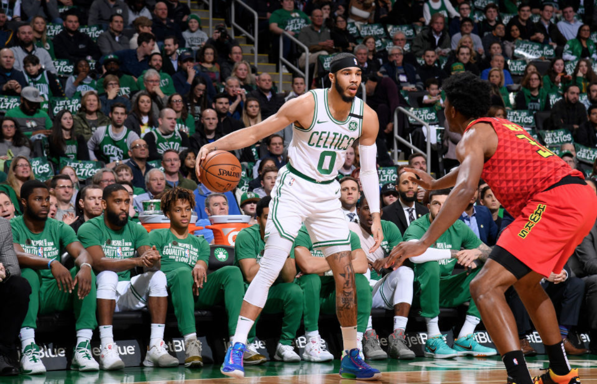 川崎前锋抢七大战惊险川崎前锋,凯恩砍下14记关键球,全场沸腾 川崎前锋抢七大战惊险川崎前锋,凯恩砍下14记关键球,全场沸腾